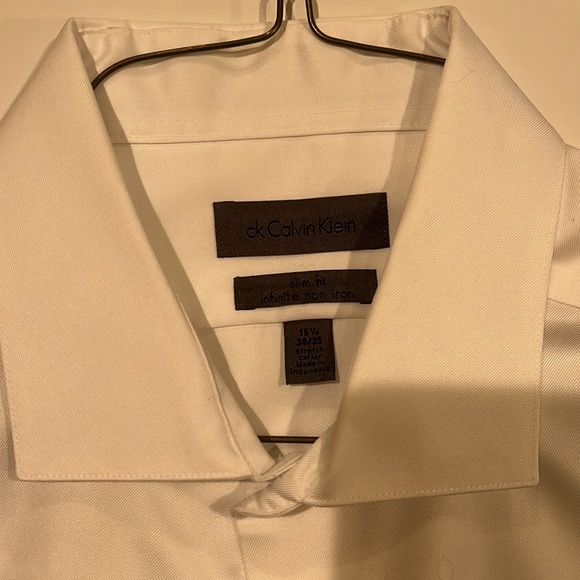Calvin Klein Slim Fit Button Up Dress Shirt - Picture 2 of 2
